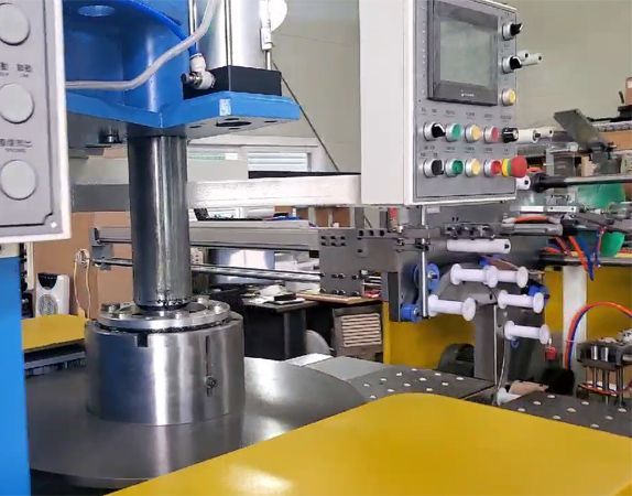 In just two days, the Korean customer completed the coiling and wrapping machine test